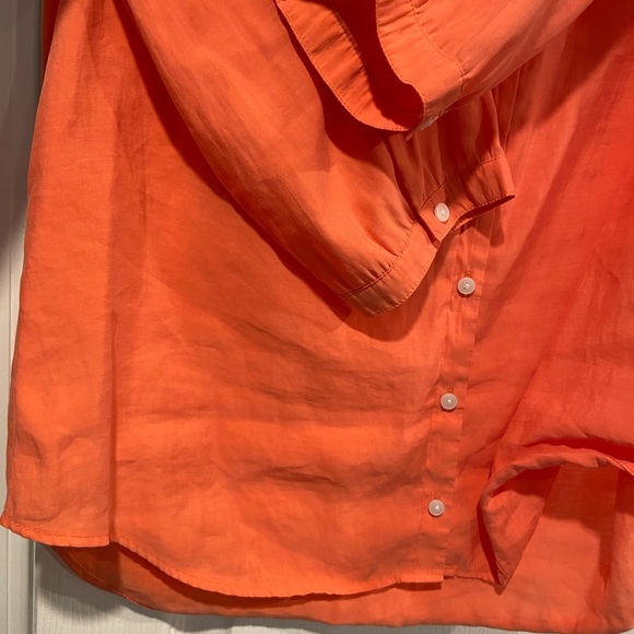 L.L. Bean Size M Orange Coral Pleated Shoulder 3/4 Sleeve V Neck Button Blouse - Picture 2 of 12